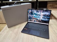 Asus Zenbook Ryzen 7 8840HS Oled Ekran