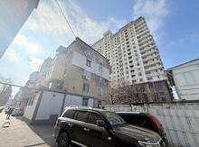 3-otaqlı mənzil, Bəsti Bağırova küç., 60 m²