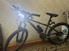 Velosiped BMX