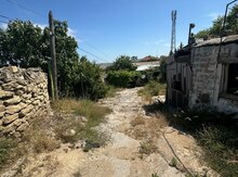 10.4 sot torpaq sahəsi, Azadlıq prospekti m.