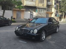 Mercedes E 220, 2000 il