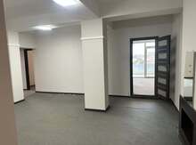 Ofis icarəyə verilir, Elmlər Akademiyası m.
