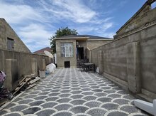 Həyət evi, Hökməli qəs.