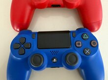 PS4 Controller and PS4 Charging Station