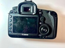 Canon EOS 5D Mark III + Canon EF 24-70mm f/2.8 L (
