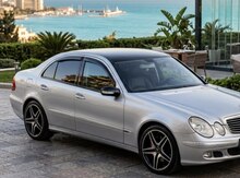 Mercedes E 240, 2002 il
