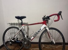 Velosiped Giant Tiagra