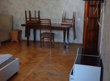 1-otaqlı mənzil kirayə verilir, 8-ci mkr., 40 m²