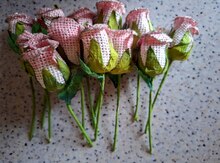Dekorativ mini güllər
