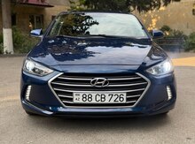 Hyundai Elantra, 2017 il