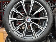 BMW X5 G05 M Tech təkərləri R20