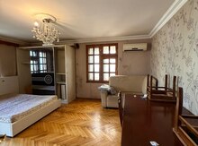 1-otaqlı mənzil kirayə verilir, 8-ci mkr., 40 m²