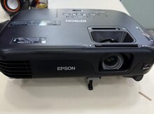 Proyektor Epson 