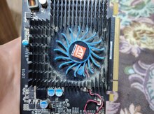 AMD Radeon HD 6570 (2GB GDDR3)  