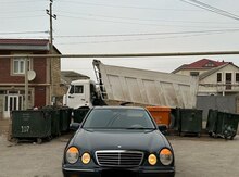 Mercedes E 320, 2000 il
