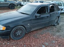 Mercedes E 220, 1999 il