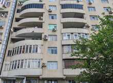 3-otaqlı yeni tikili, İbrahimpaşa Dadaşov küç., 158 m²