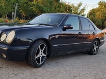 Mercedes E 200, 1995 il
