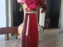 Təbii gül suyu