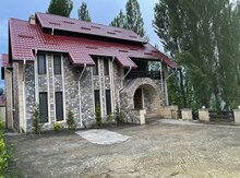 Villa, Quba r.