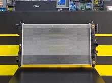 Chevrolet Malibu 2.0-2.4 2011-2015 su radiatoru