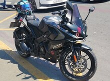 Motosiklet Bajaj Pulsar RS 200, 2024 il