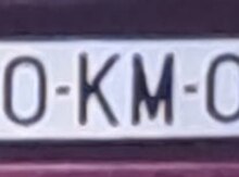 Avtomobil qeydiyyat nişanı - 10-KM-026
