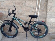 Velosiped Adidas