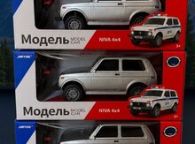 Oyuncaq avtomobil LADA (VAZ) Niva