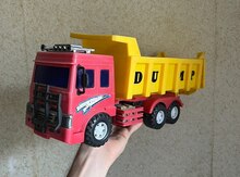 Kamaz oyuncaq
