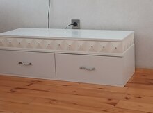 Qonaq otağı mebeli