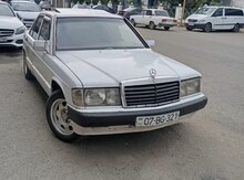 Mercedes 190, 1986 il