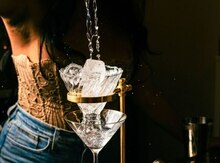 Barmen işi axtarıram