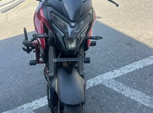 Bajaj Ns200, 2025 il