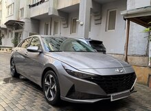Hyundai Elantra, 2023 il