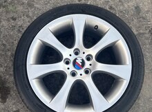 BMW təkəri R18