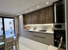 3-otaqlı yeni tikili kirayə verilir, Kazım Kazımzadə küç.,7 125 m²