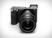 Sony A6700 + 16-50mm Kit Lens